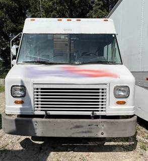 2005 Freightliner MT45 22' Step Van