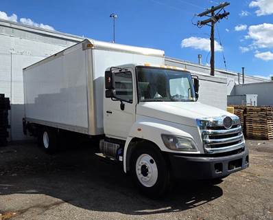 2014 Hino 268 20' Box Truck (Non-Run)