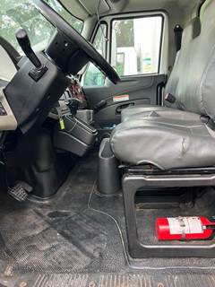 2017 International 4300 26' Box Truck