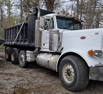 2004 Peterbilt 379 Tri-Axle 17Ft. Dump Truck