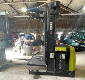 2016 Clark OSX15 Electric Narrow Isle Forklift