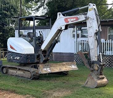 2022 Bobcat E42 Compact Excavator w/ Bucket