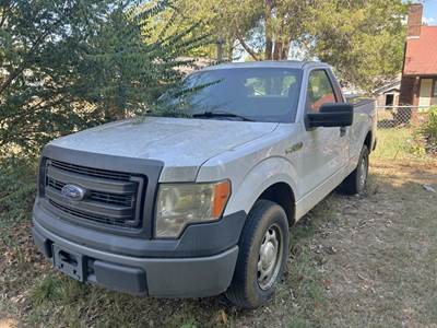 2014 Ford F-150 XL Regular Cab Pickup Truck