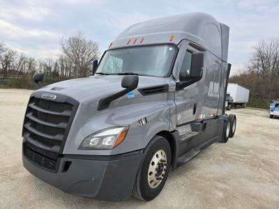 2022 Freightliner Cascadia 126 T/A Sleeper