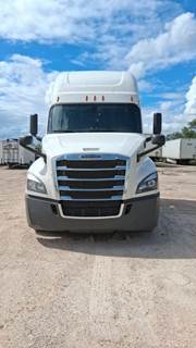 2020 Freightliner Cascadia T/A Sleeper
