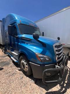 2019 Freightliner Cascadia 126 T/A Sleeper