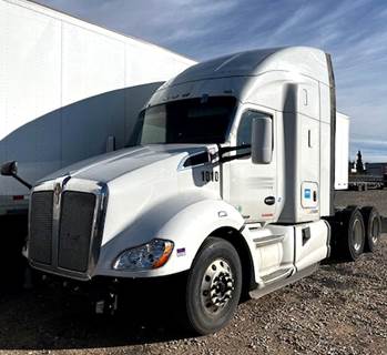 2018 Kenworth T680 T/A Sleeper