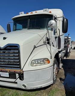2012 Mack CXU613 T/A Sleeper