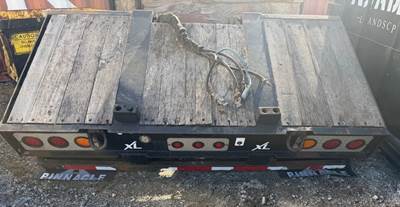 2017 XL Specialized 5' Single Flip Axle