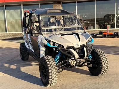 Can-Am MAVERICK 1000R Utility Vehicle