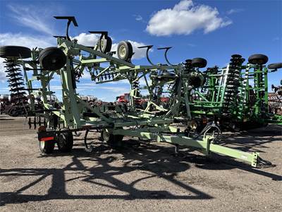 Orthman FM6-42 Chisel Plow