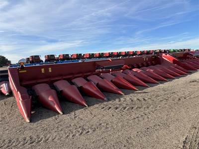 Case IH 4412 Corn Head