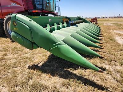 John Deere 612C Corn Head
