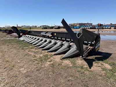 MacDon C3016 Corn Head