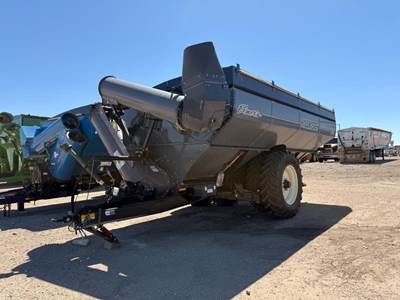 Elmers HAUL MASTER 1300 Grain Cart