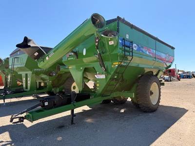 J&M 1112-20D Grain Cart