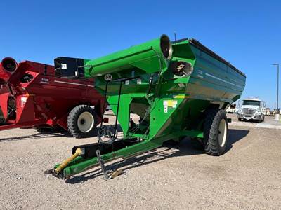 J&M 1326-22D Grain Cart