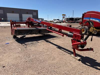 New Holland DISCBINE 313 Pull-Type Mower Conditioner/Windrower
