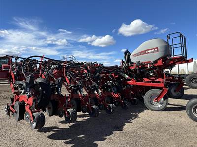 Case IH 2130 Planter / Row Unit