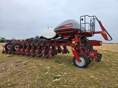 Case IH 2150 Planter / Row Unit