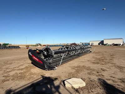 MacDon FD240 Platform