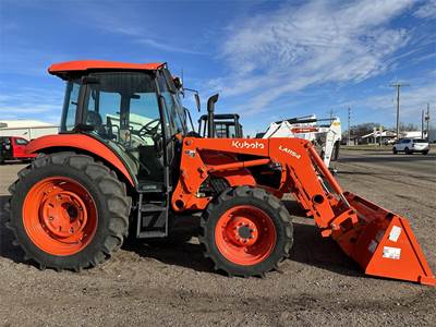 Kubota M7060HDC12 Tractor