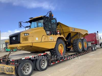 Caterpillar 725 Articulated Truck