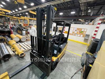 Mitsubishi 2ET4000 Forklift
