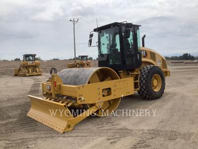 Caterpillar CS12 Material Transfer Vehicle