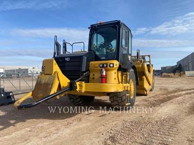 Caterpillar 627K Scraper