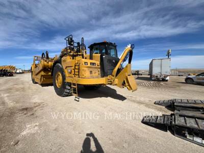 Caterpillar 637 Scraper