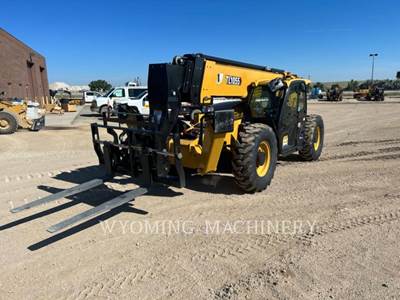 Caterpillar TL1055 Telehandler