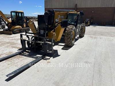 Caterpillar TL1055 Telehandler