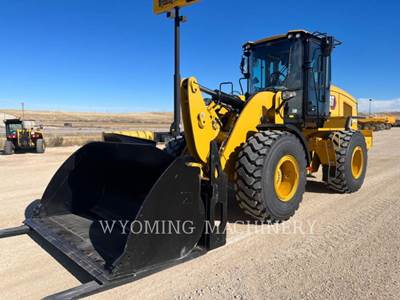 Caterpillar 930M Wheel Loader