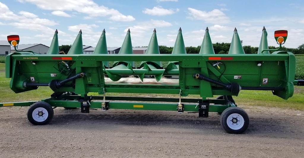 John Deere 608 Corn Head For Sale