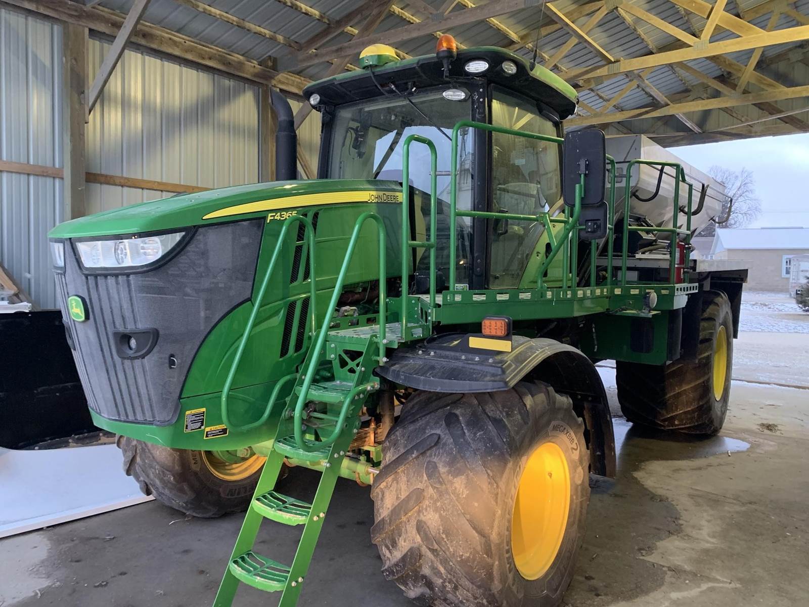 2019 John Deere F4365 Floater For Sale, 1,400 Hours Clermont, IA