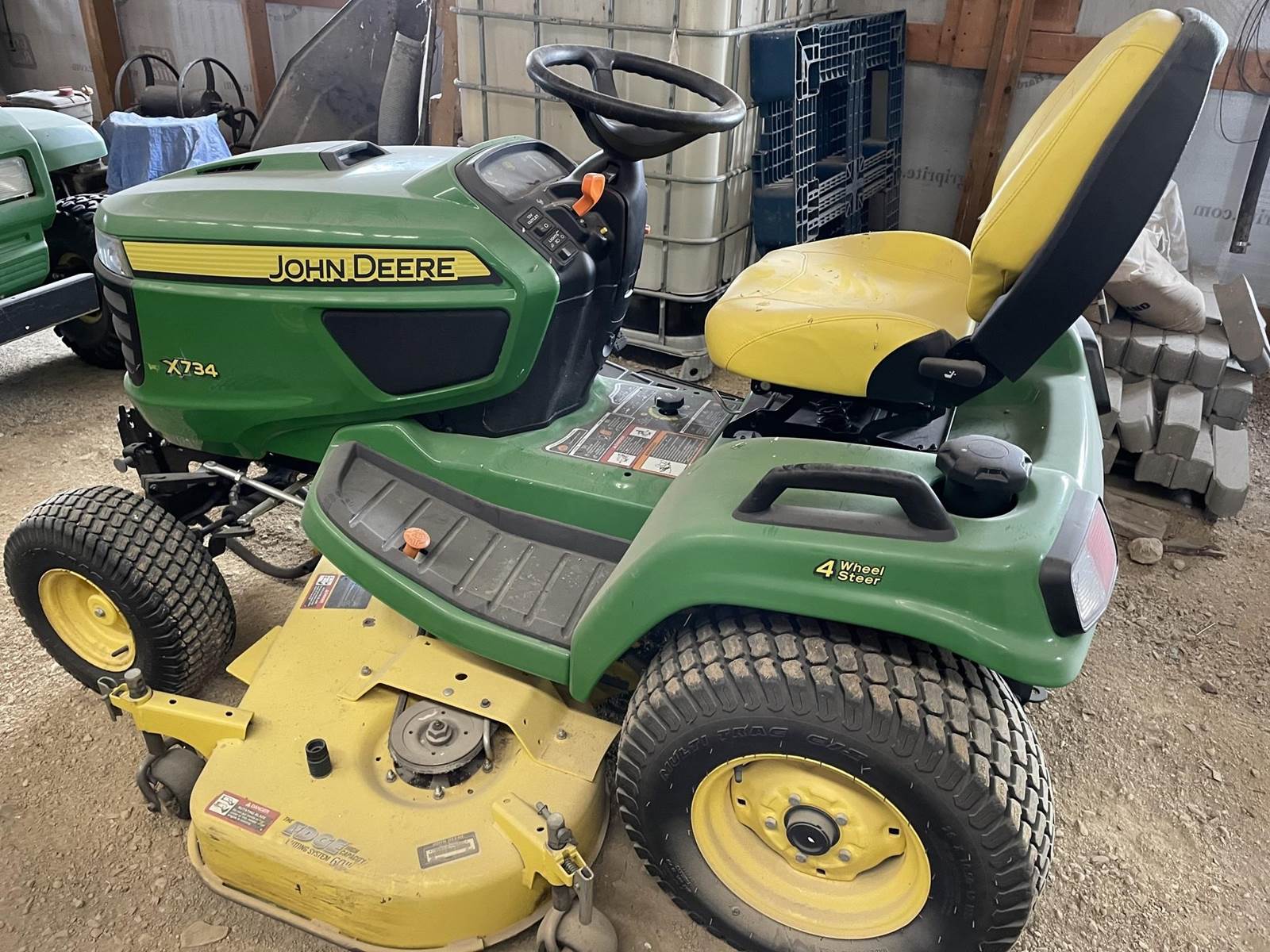 2014 John Deere X734 Riding Lawn Mower For Sale, 363 Hours Lime