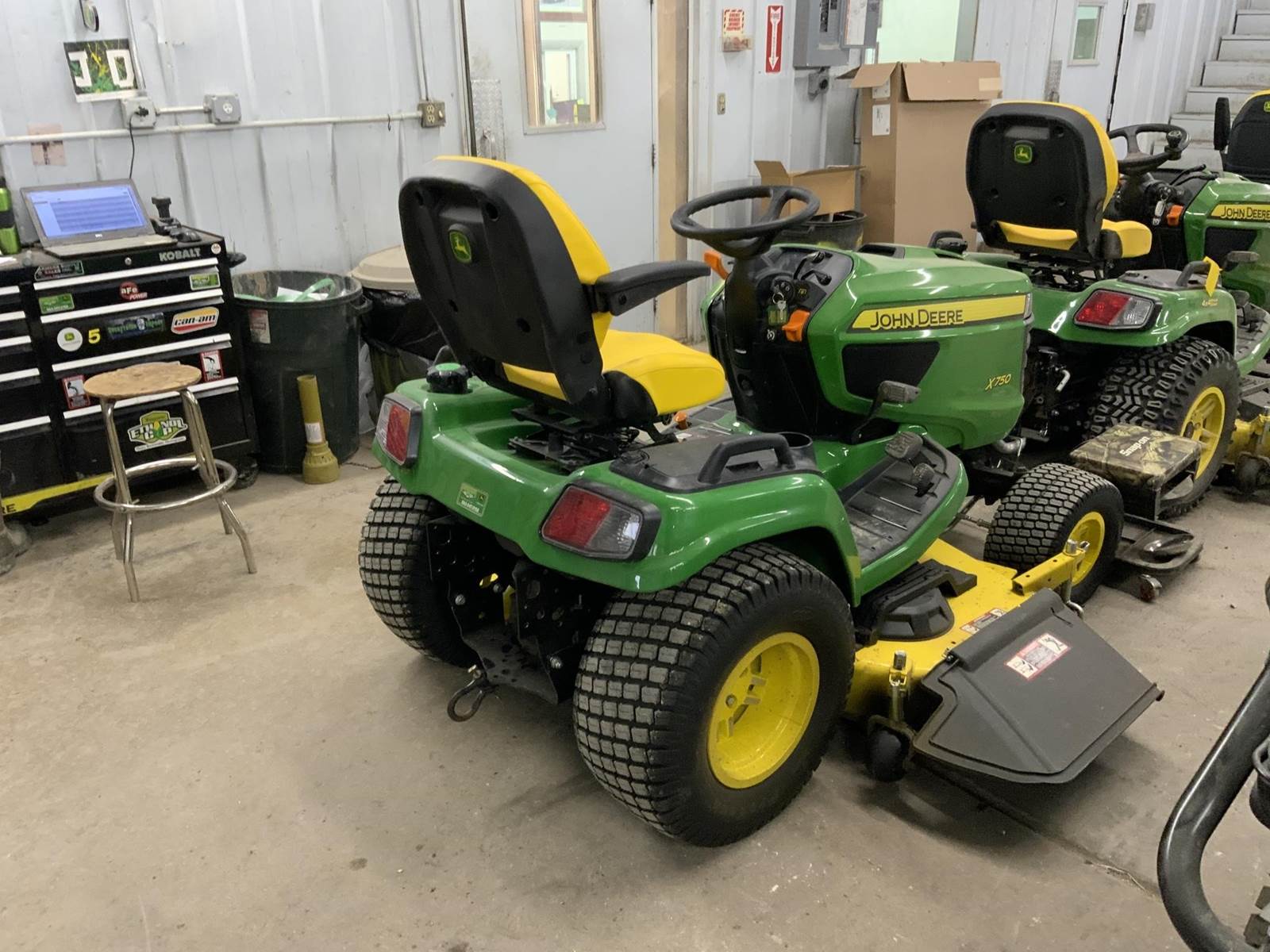 2022 John Deere X750 Riding Lawn Mower For Sale, 22 Hours Lime