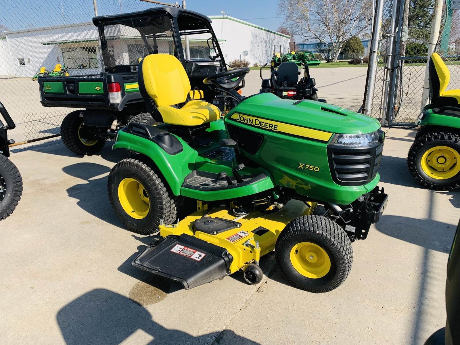 2016 John Deere X750 Riding Lawn Mower For Sale, 168 Hours Oelwein