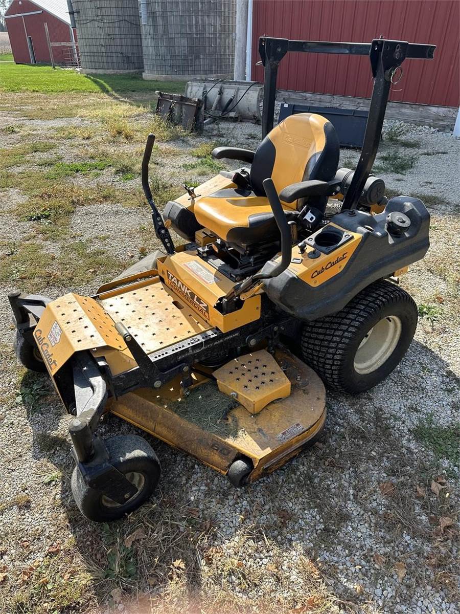 2018 Cub Cadet TANK LZ60 Zero Turn Mower For Sale, 418 Hours Lime