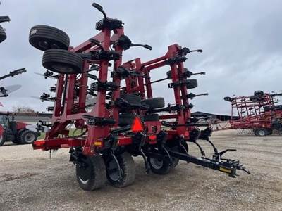Case IH NUTRI PLACER 940 Anhydrous Fertilizer Applicator