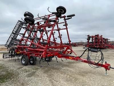 Case IH TIGERMATE 255 Cultivator