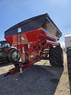 Brent V1100 Grain Cart