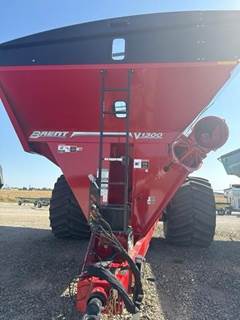 Brent V1300 Grain Cart