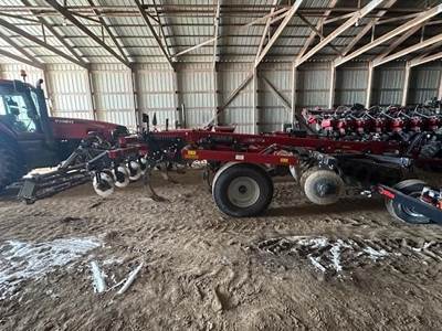 Case IH ECOLO-TIGER 875 Ripper