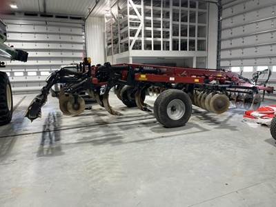 Case IH ECOLO-TIGER 875 Ripper