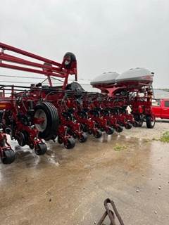Case IH 2150 Planter / Row Unit
