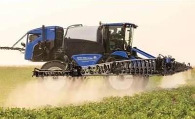 New Holland SP310F Self-Propelled Sprayer