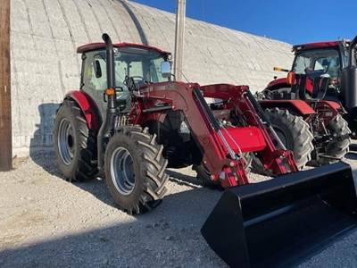 Case IH FARMALL 120C Tractor