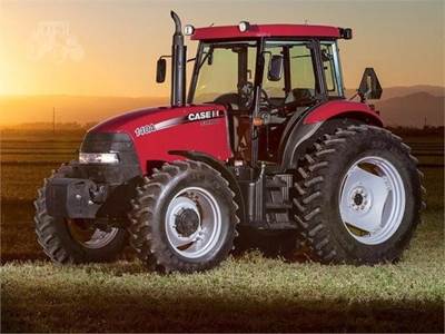 Case IH FARMALL 140A Tractor